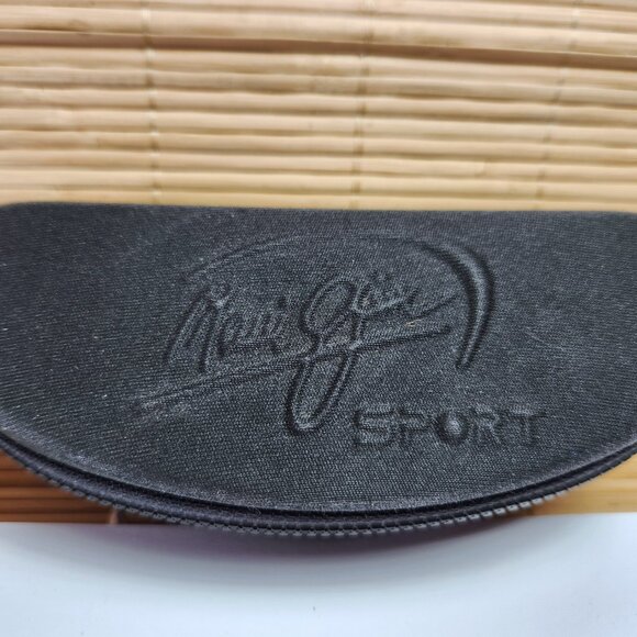 Maui Jim Sport Semi Hard Clamshell Sunglass Case Zipper Close with Clip Black - Picture 2 of 9